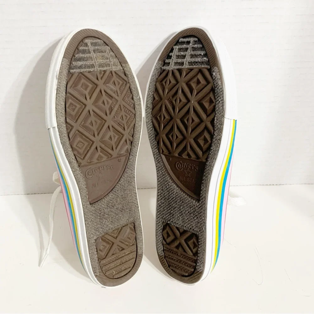 Converse Chuck Taylor All Star Canvas Sneakers Rainbow Stripes Size 3 Big Kids